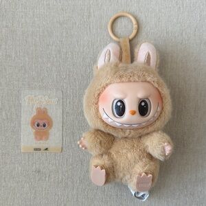 THE MONSTERS - Have a Seat Labubu (Sisi)